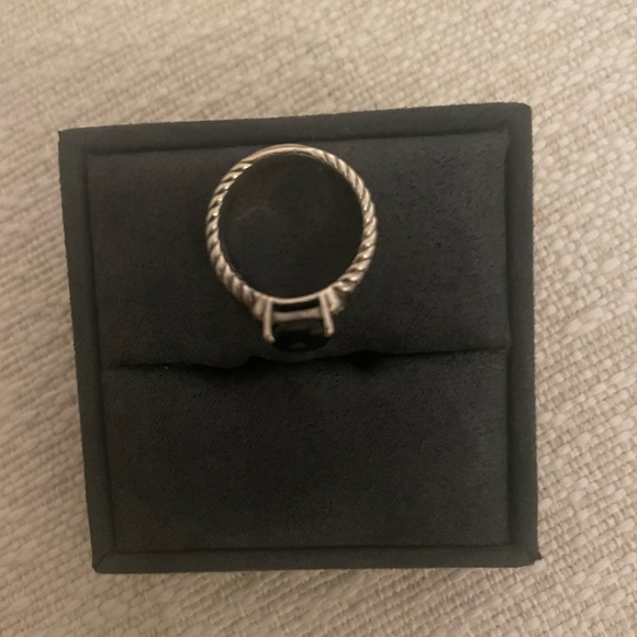 David Yurman Petite Wheaton Ring Black Onyx and Pave Diamonds Size 5 Comes W Box - Picture 4 of 5